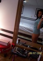 Фоткает себя и отправляет снимки парню 11 фото Фоткает себя и отправляет снимки парню 11 фото