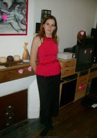 Хулиганка позирует на природе и в ванной 2 фото Хулиганка позирует на природе и в ванной 2 фото