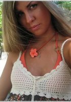 Частные снимки молодых телок загорающих с голыми сиськами 2 фото Частные снимки молодых телок загорающих с голыми сиськами 2 фото