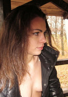 Студентка обнажила грудь и киску в беседке 1 фото Студентка обнажила грудь и киску в беседке 1 фото