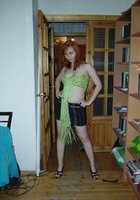 Игривая Наташка встречает праздник раздетой 6 фото Игривая Наташка встречает праздник раздетой 6 фото