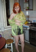 Игривая Наташка встречает праздник раздетой 5 фото Игривая Наташка встречает праздник раздетой 5 фото