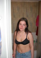 Неформалка сосет парню и трахается с ним 5 фото Неформалка сосет парню и трахается с ним 5 фото