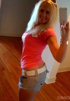 Подборка девок, делающих селфи перед зеркалом 9 фото Подборка девок, делающих селфи перед зеркалом 9 фото