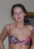 Телка с голубыми глазками купается голой в ванне 4 фото Телка с голубыми глазками купается голой в ванне 4 фото