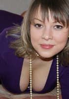 Импозантная девушка раздевается в домашней обстановке 3 фото Импозантная девушка раздевается в домашней обстановке 3 фото