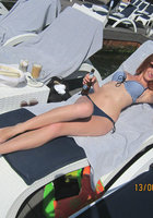 Худая модель предстала голой перед камерой 10 фото Худая модель предстала голой перед камерой 10 фото