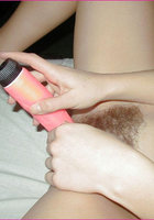 Девушка развлекает киску искусственным членом 10 фото Девушка развлекает киску искусственным членом 10 фото