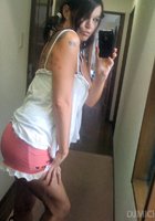 Милахи с обнаженными сиськами в зеркальном отражении 14 фото Милахи с обнаженными сиськами в зеркальном отражении 14 фото