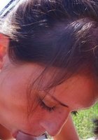 Похотливая деваха раздевается перед парнем и сосет его яйца 16 фото Похотливая деваха раздевается перед парнем и сосет его яйца 16 фото