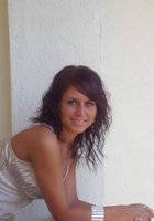 Похотливая деваха раздевается перед парнем и сосет его яйца 1 фото Похотливая деваха раздевается перед парнем и сосет его яйца 1 фото