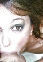 Большие члены щекочут глубокие глотки девушек 10 фото Большие члены щекочут глубокие глотки девушек 10 фото