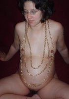 Беременная сняла в комнате корсет и чулки 20 фото Беременная сняла в комнате корсет и чулки 20 фото