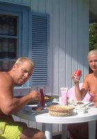 Супруги отдыхают на берегу залива в съемном жилище 18 фото Супруги отдыхают на берегу залива в съемном жилище 18 фото