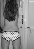 Извращенка сверкает своим телом в номере отеля 5 фото Извращенка сверкает своим телом в номере отеля 5 фото