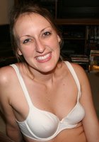 Американка пустила партнера в свою мохнатую щель 20 фото Американка пустила партнера в свою мохнатую щель 20 фото