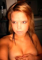 Блондинка с красивыми сиськами купается в душе 12 фото Блондинка с красивыми сиськами купается в душе 12 фото