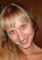 Блондинка с розовой писькой демонстрирует неприкрытые интимные места на камеру 6 фото Блондинка с розовой писькой демонстрирует неприкрытые интимные места на камеру 6 фото