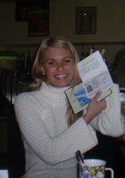 Эро модель позирует и показывает упругие дойки для журнала 7 фото Эро модель позирует и показывает упругие дойки для журнала 7 фото