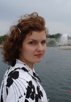 Рыжая мамка гордится своей аппетитной жопой 1 фото Рыжая мамка гордится своей аппетитной жопой 1 фото