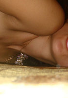 Красотка трахает себя бананом 4 фото Красотка трахает себя бананом 4 фото