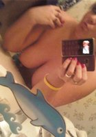 Молодые девушки снимают себя при помощи зеркала 12 фото Молодые девушки снимают себя при помощи зеркала 12 фото