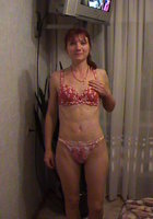 Красавица встречает Новый Год в сетчатом костюме 6 фото Красавица встречает Новый Год в сетчатом костюме 6 фото