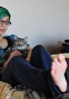 Девушка-эмо смотрит видеоролики голой 9 фото Девушка-эмо смотрит видеоролики голой 9 фото