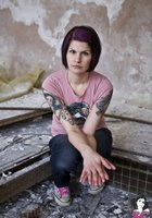 Чертовка с татуировками показывает свои прелести 21 фото Чертовка с татуировками показывает свои прелести 21 фото