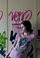 Чертовка с татуировками показывает свои прелести 26 фото Чертовка с татуировками показывает свои прелести 26 фото