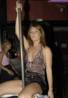 Стриптизерша дрочит вибратором после работы 2 фото Стриптизерша дрочит вибратором после работы 2 фото