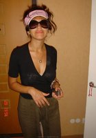 Гламурная светская львица показывает свою грудь и ножки 22 фото Гламурная светская львица показывает свою грудь и ножки 22 фото