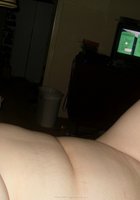 Толстая шатенка раздвигает ноги перед бойфрендом 15 фото Толстая шатенка раздвигает ноги перед бойфрендом 15 фото