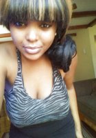 Длинноволосая негритянка с большой грудью фотографируется в спальне 12 фото Длинноволосая негритянка с большой грудью фотографируется в спальне 12 фото