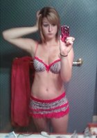 Девушка делает селфи в красивом белье 5 фото Девушка делает селфи в красивом белье 5 фото