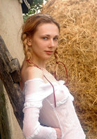 Очень красивая девушка демонстрирует стройное тело 3 фото Очень красивая девушка демонстрирует стройное тело 3 фото