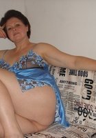 Взрослые дамы не скрывают от камеры похоть 35 фото Взрослые дамы не скрывают от камеры похоть 35 фото