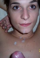 Разведенка взяла в рот болт соседа и он кончил ей на подбородок 18 фото Разведенка взяла в рот болт соседа и он кончил ей на подбородок 18 фото