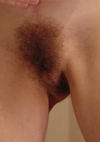 Девушка отдыхает голышом на кровати 14 фото Девушка отдыхает голышом на кровати 14 фото