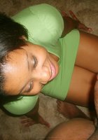 Мочамба развлекается со своим кавалером 17 фото Мочамба развлекается со своим кавалером 17 фото