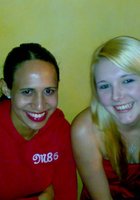 Подруга позирует в разных позах у себя в ванне 13 фото Подруга позирует в разных позах у себя в ванне 13 фото