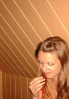 Телка поднялась на чердак и начала готовится к сексу 7 фото Телка поднялась на чердак и начала готовится к сексу 7 фото