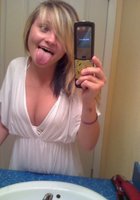 Молодые девушки снимают себя стоя перед зеркалом в трусах 3 фото Молодые девушки снимают себя стоя перед зеркалом в трусах 3 фото