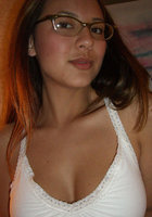 Молодая студентка показала пышные буфера и трусы на кровати 2 фото Молодая студентка показала пышные буфера и трусы на кровати 2 фото