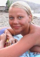 Голые девушки играют телами на пляже и в воде 8 фото Голые девушки играют телами на пляже и в воде 8 фото