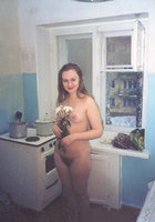 Телки раздвинули ноги для показа вагин, иногда волосатых 11 фото Телки раздвинули ноги для показа вагин, иногда волосатых 11 фото