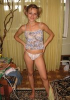 Подруга с небритой киской принимает ванну 8 фото Подруга с небритой киской принимает ванну 8 фото