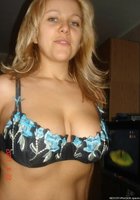 Обаятельная Жаннет с большой грудью любит позировать перед камерой 23 фото Обаятельная Жаннет с большой грудью любит позировать перед камерой 23 фото