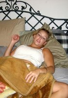 Татуированная блондинка встречается с парнем 3 фото Татуированная блондинка встречается с парнем 3 фото