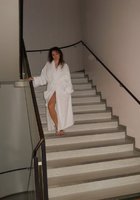 Голая семейная пара отдыхает на зимней природе 2 фото Голая семейная пара отдыхает на зимней природе 2 фото